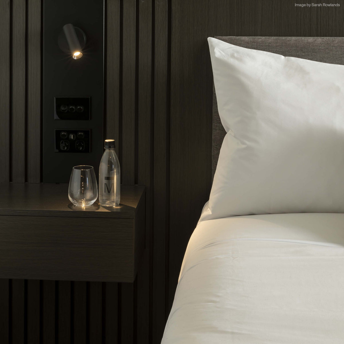 Adjustable Reading Spot w/switch Black 3000K